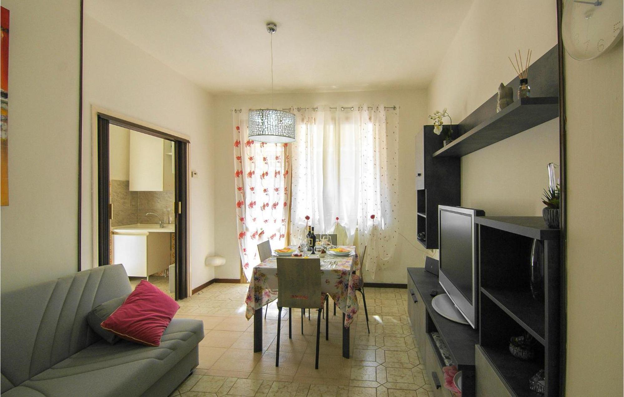 Cozy Apartment In La Spezia With Wifi Екстер'єр фото
