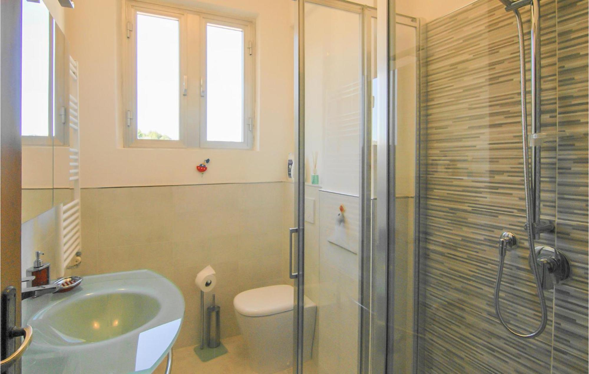 Cozy Apartment In La Spezia With Wifi Екстер'єр фото